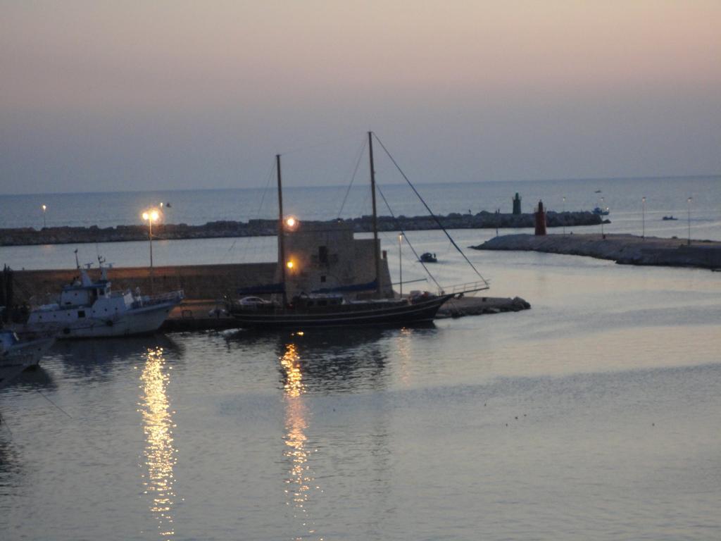 Terra Del Sole Bed & Breakfast Trani Exterior photo