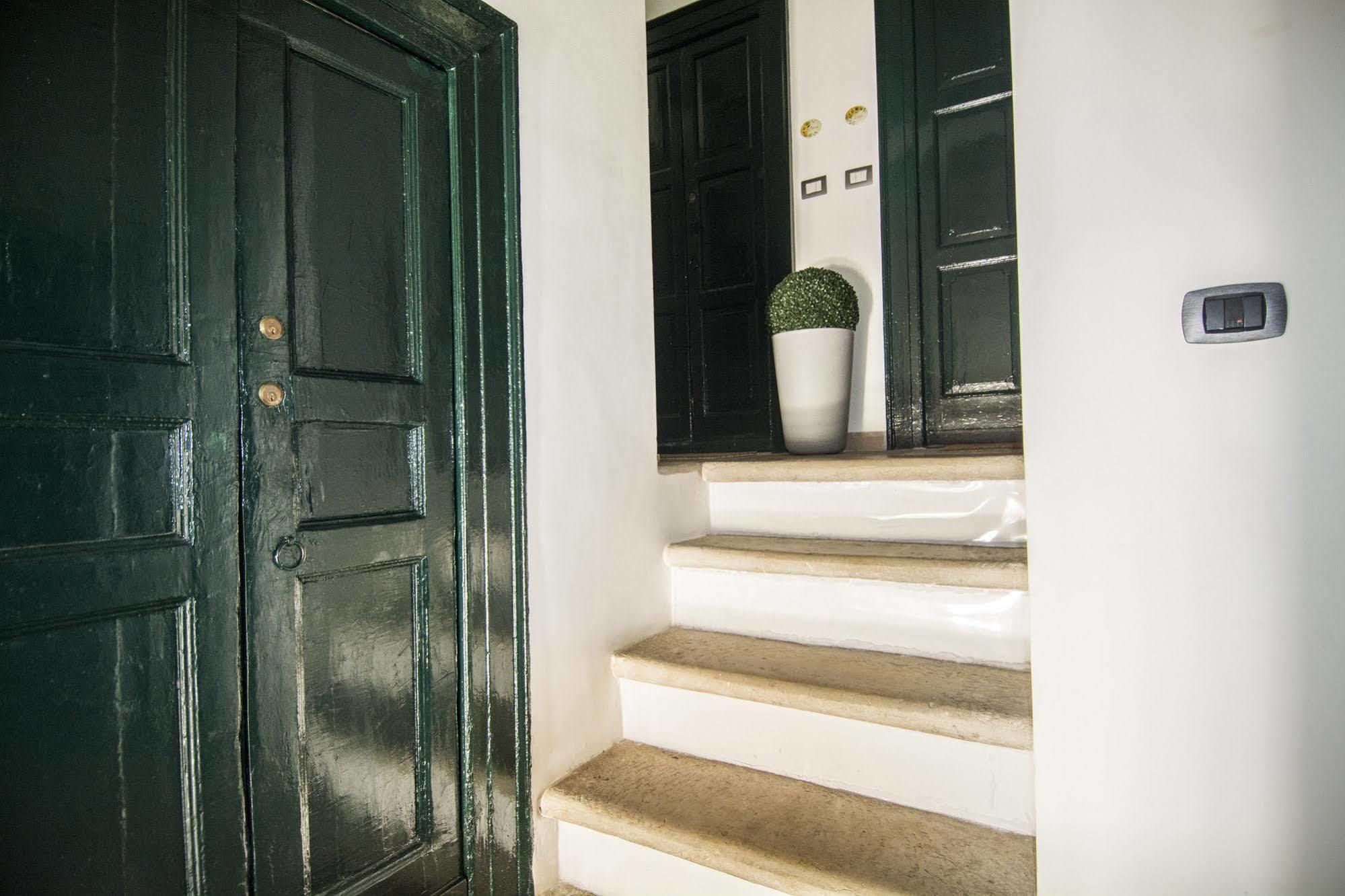 Terra Del Sole Bed & Breakfast Trani Exterior photo